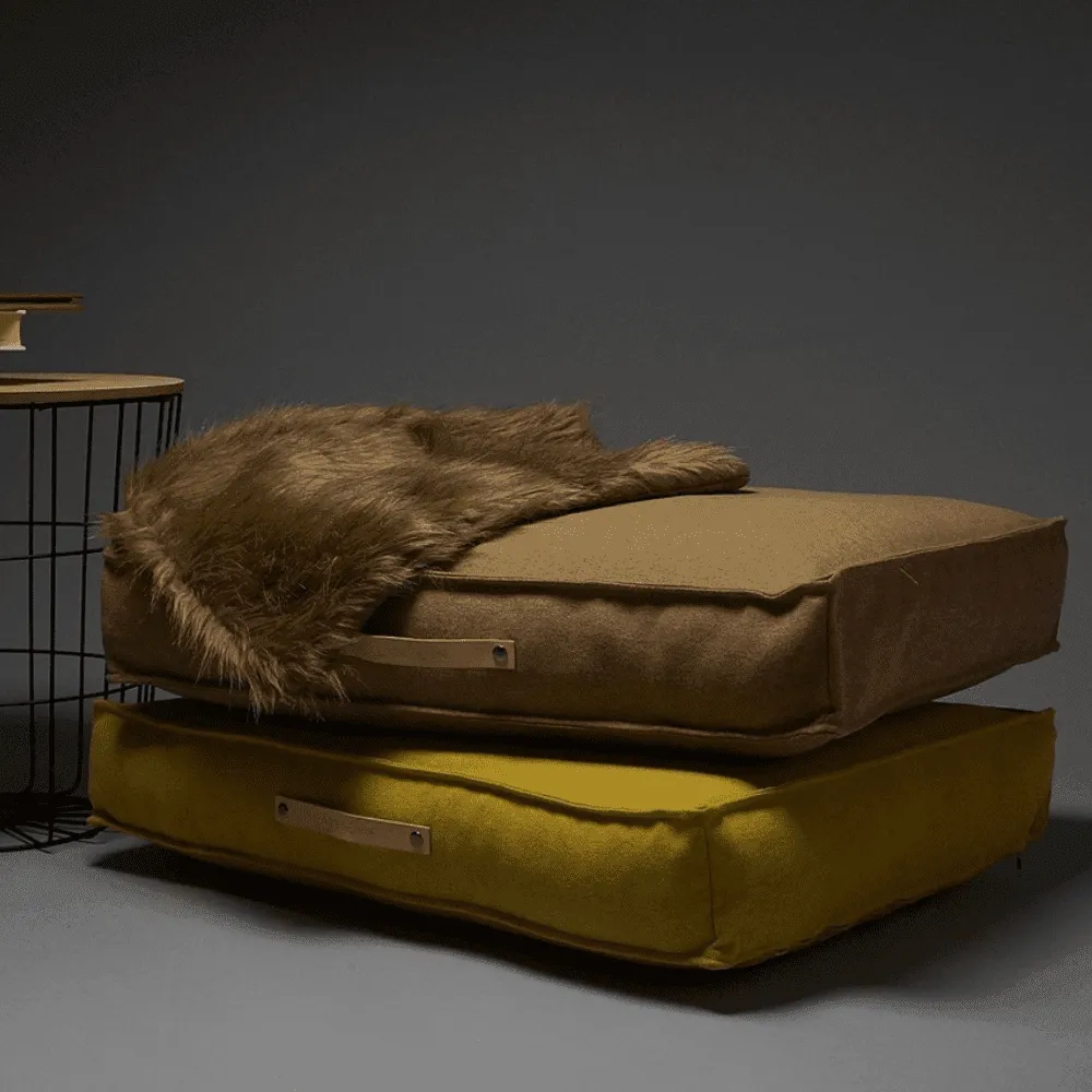 MØVIK Luxury Dog Bed by Labbvenn in Biscuit