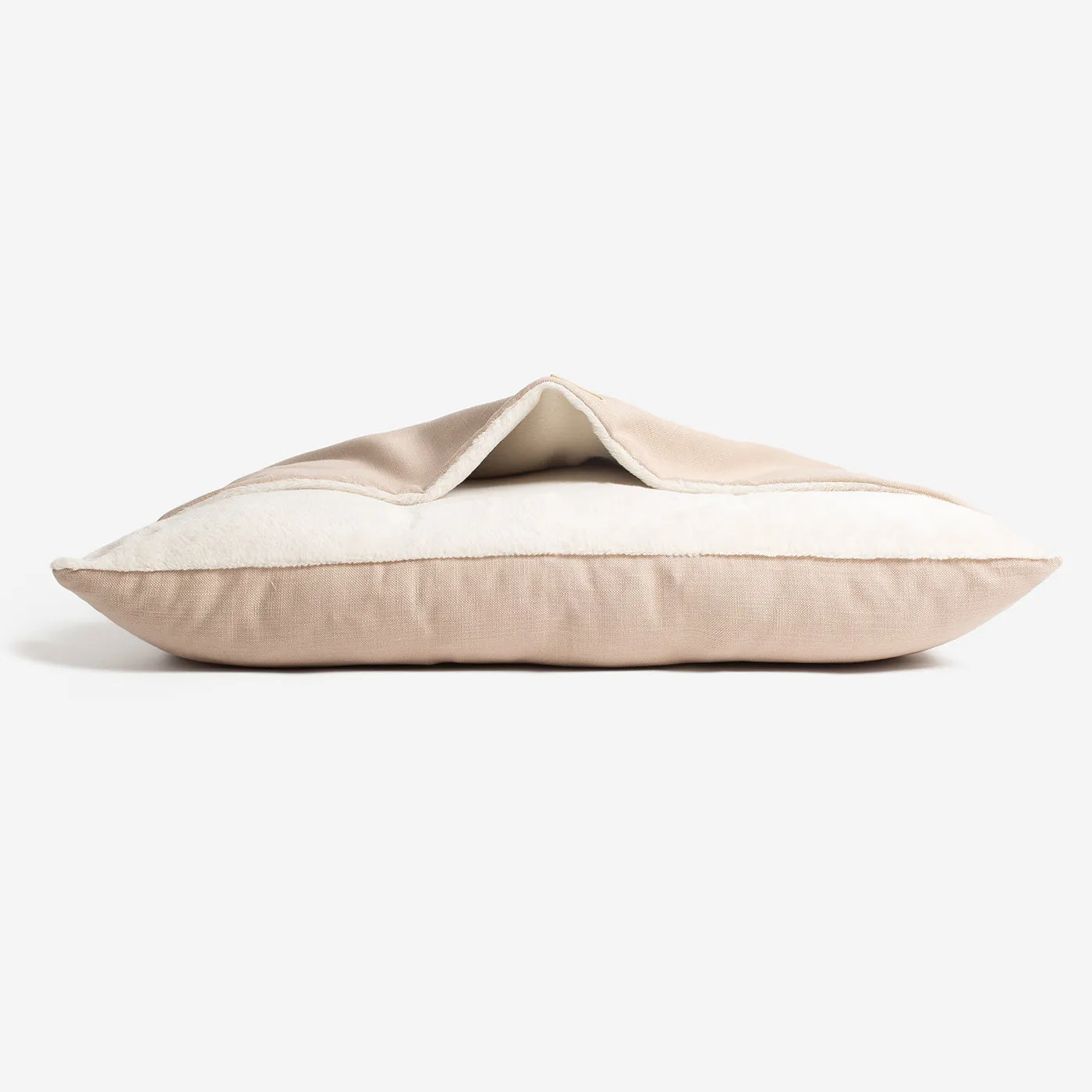 Sleepy Burrows Bed With Removable Cover in Savanna Oatmeal by Lords & Labradors